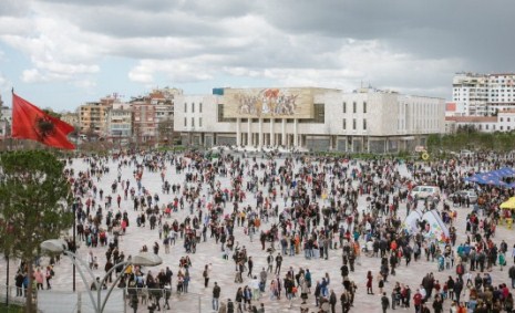 Shtesa natyrore negative ne 2020: Popullsia ne pikiate ne 8 qarqe te vendit